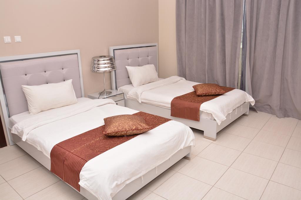Janadriyah Suites 13 Nadinah Экстерьер фото